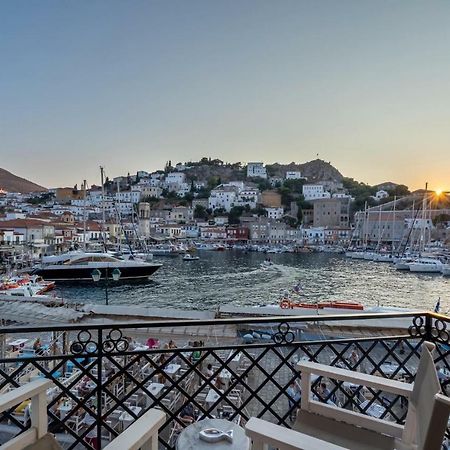 Upper Hydra Hotel Eksteriør billede
