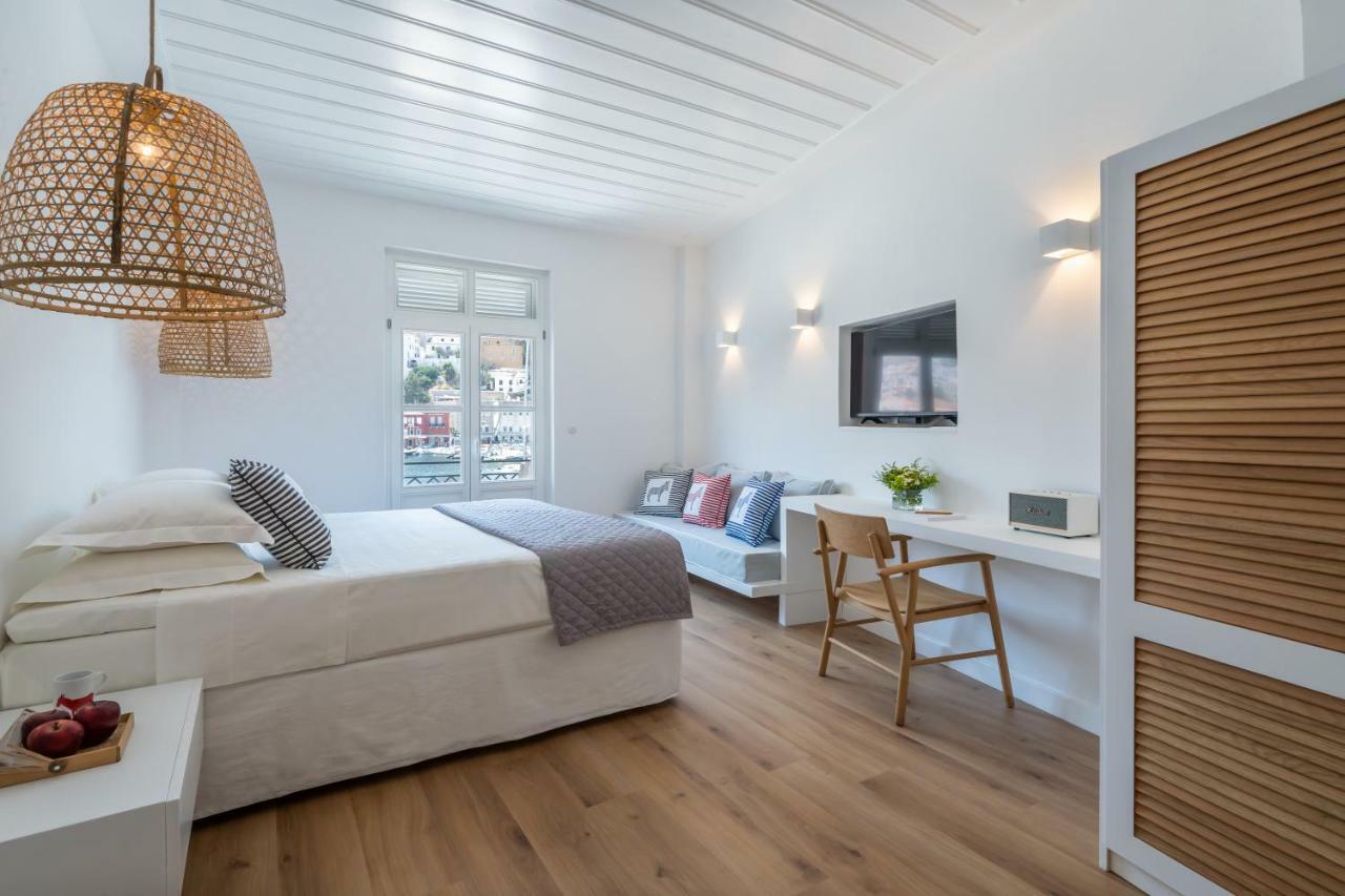 Upper Hydra Hotel Eksteriør billede